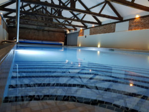 Swim in a barn - Pool photo 4